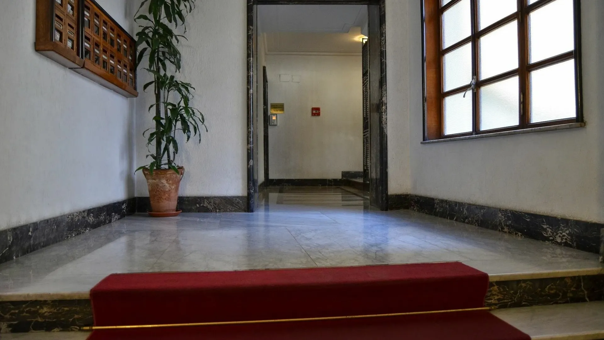 Appartamento AL 171 Locazione Turistica a 50mt metro B1 Roma